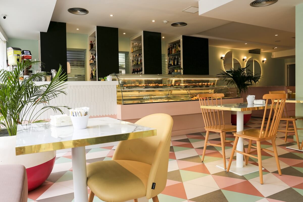 coffee shop franchise comparison